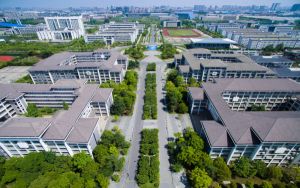 山東高考多少分能考上贛南衛(wèi)生健康職業(yè)學院？2024年最低分數線395分