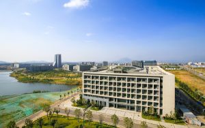 湖南高考多少分能錄取右江民族醫(yī)學(xué)院,？附近三年最低院校投檔線(xiàn)